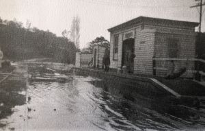 Hayes Station 1940s flood IMG-0657.jpg